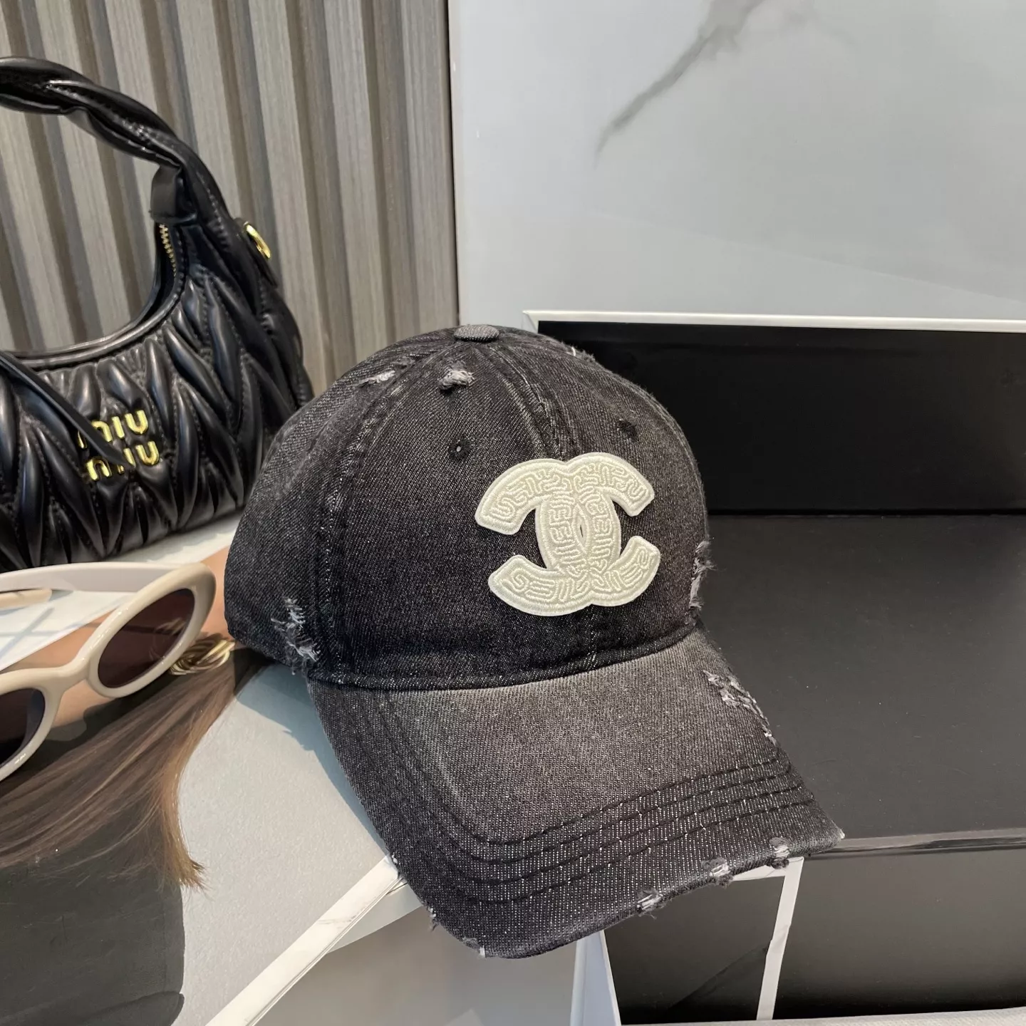 Modern 2606 Chanel Caps
