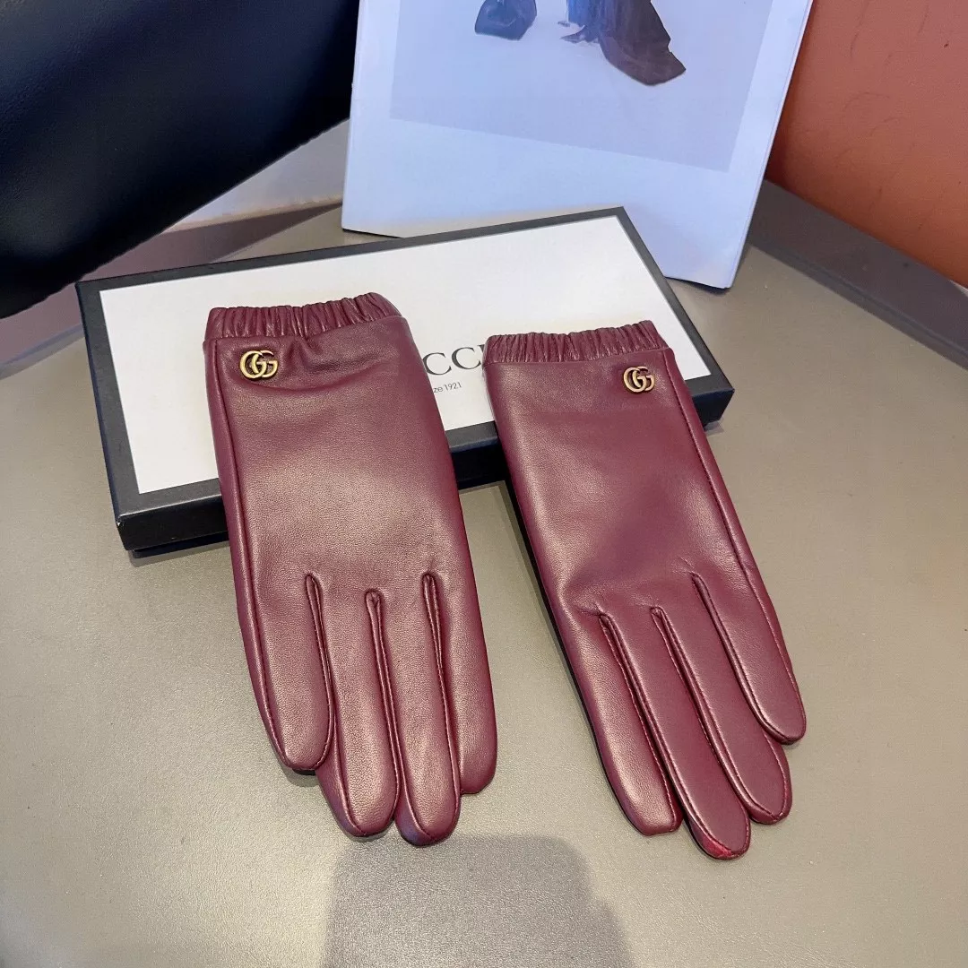 Modern 2618 Gucci Gloves For Women