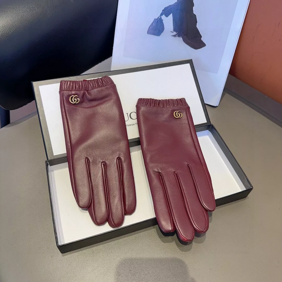Modern 2618 Gucci Gloves For Women