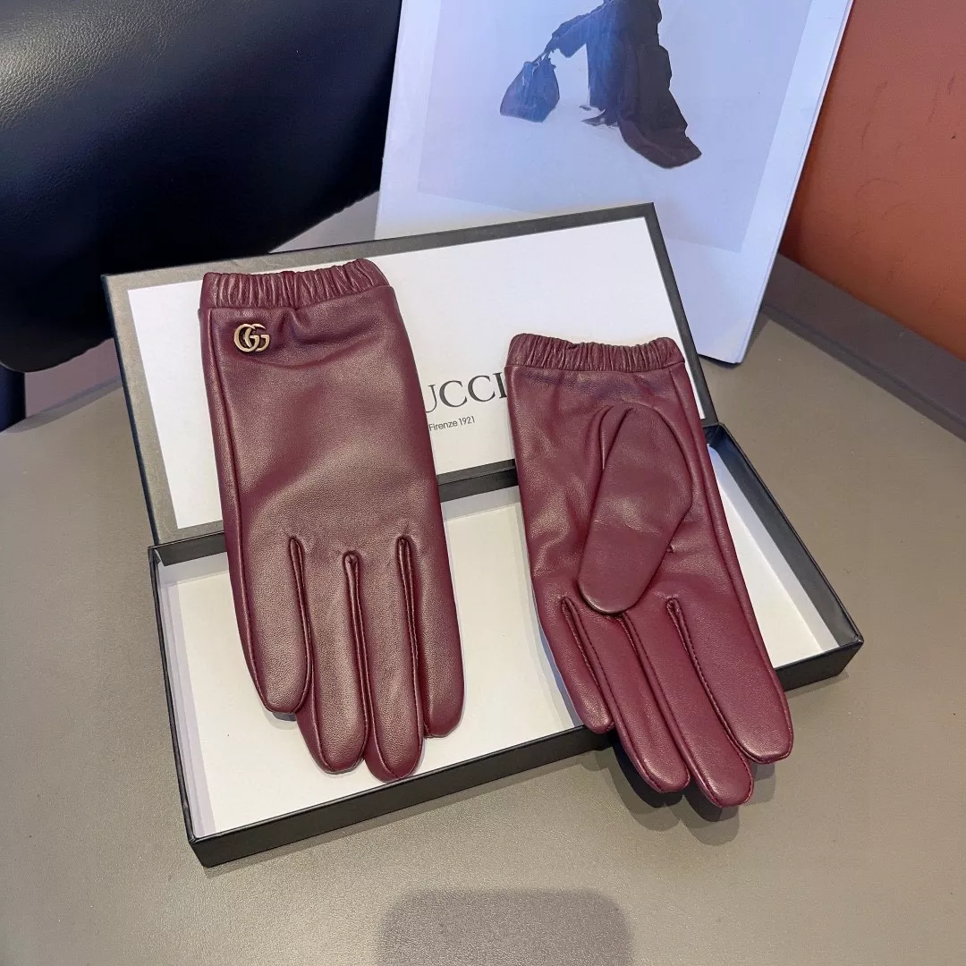Modern 2618 Gucci Gloves For Women