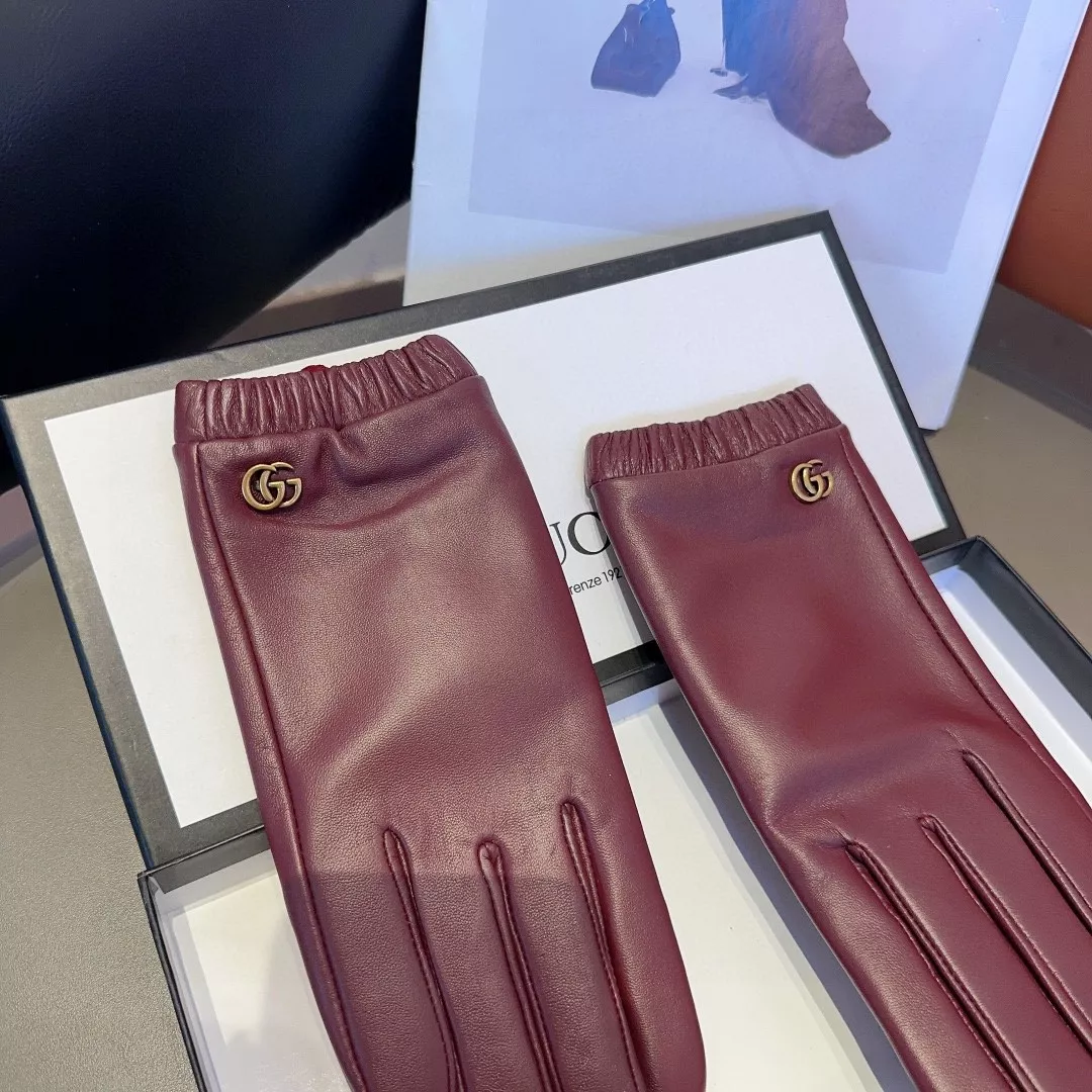 Modern 2618 Gucci Gloves For Women