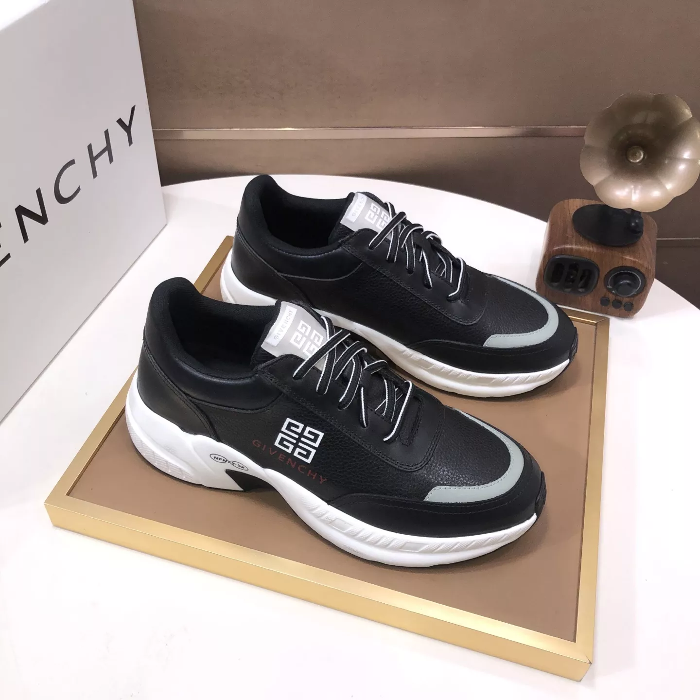 Modern 2716 Givenchy Casual Shoes For Men