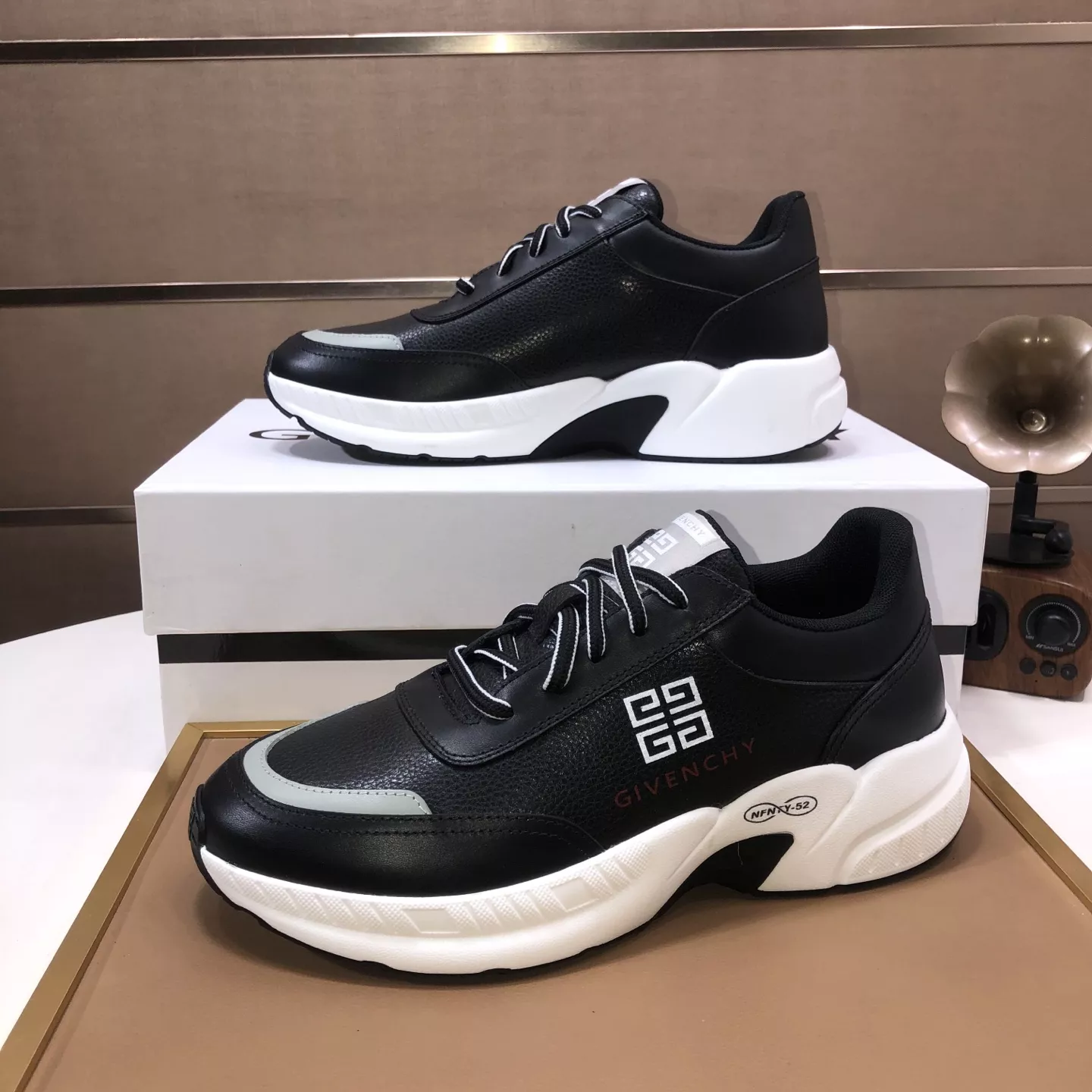 Modern 2716 Givenchy Casual Shoes For Men