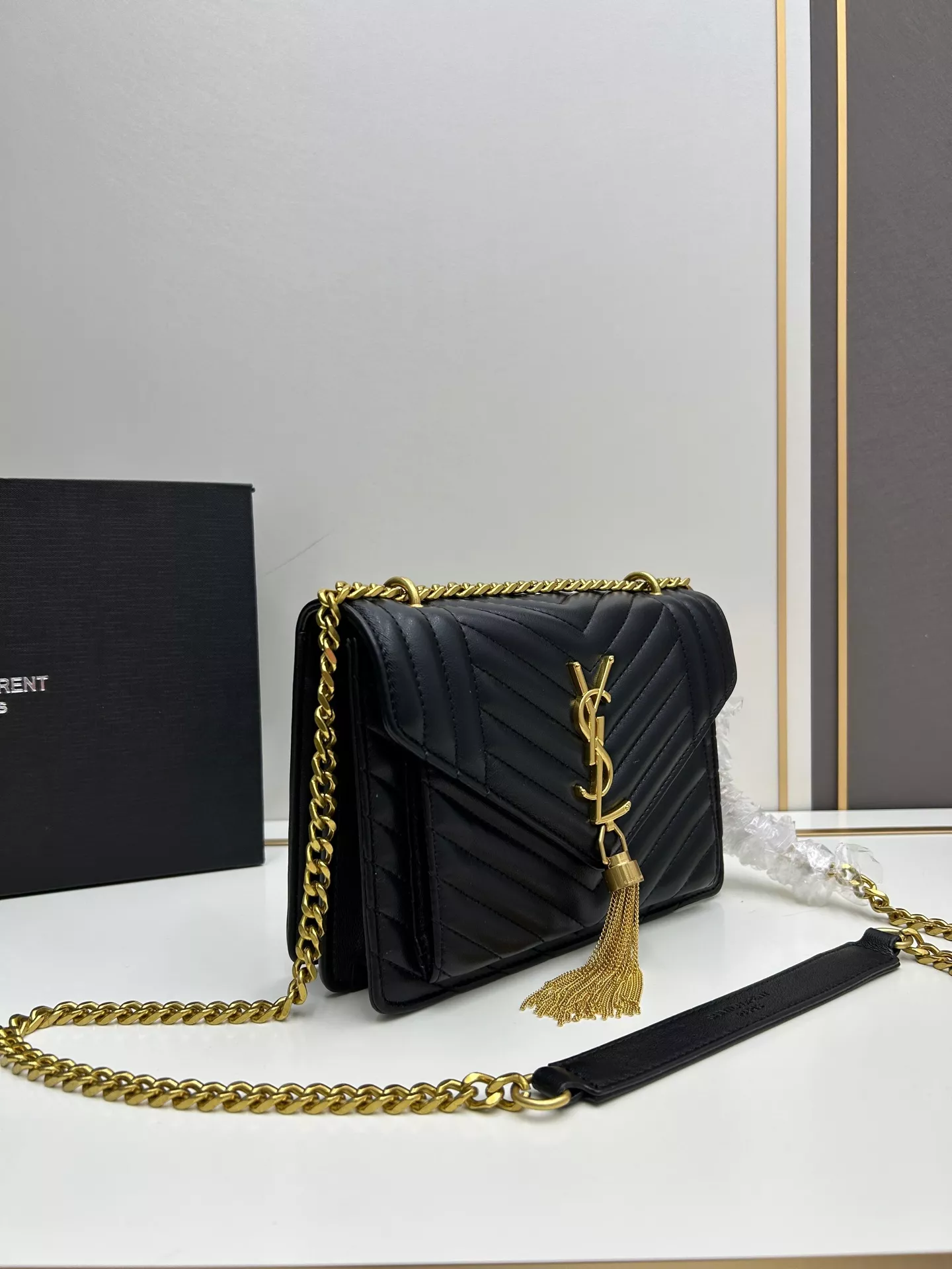 Modern 2796 Yves Saint Laurent YSL AAA Quality Messenger Bags For Women