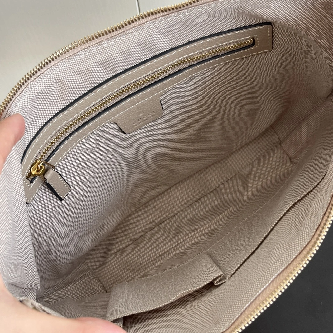 Modern 2843 Gucci AAA Quality Messenger Bags For Women