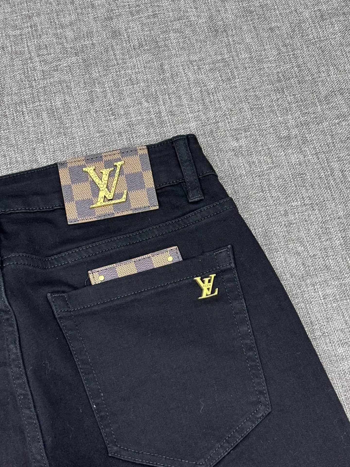 Modern 3099 Louis Vuitton LV Jeans For Men