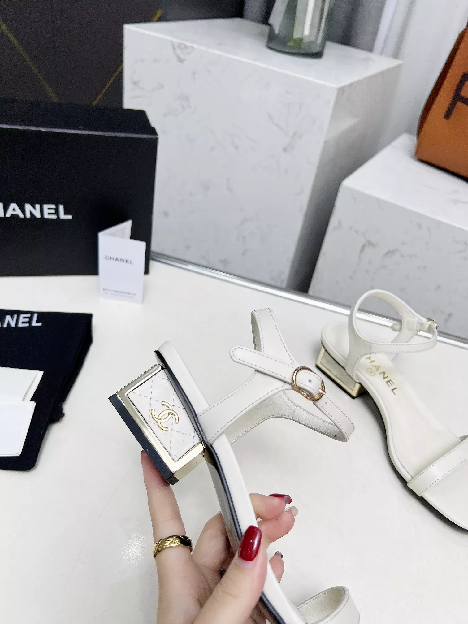 Modern 3118 Chanel Sandal For Women