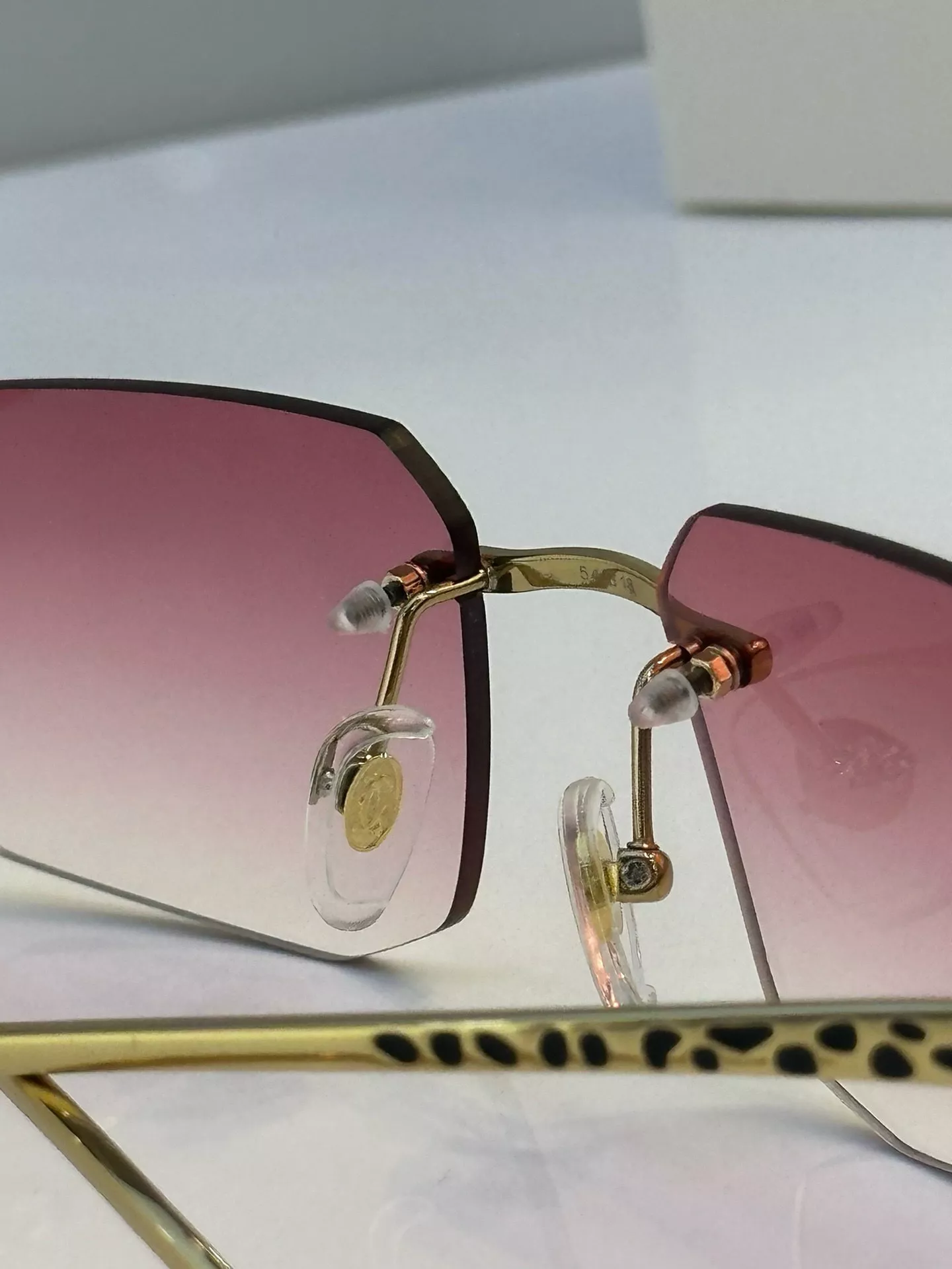 Modern 3156 Cartier AAA Quality Sunglassess