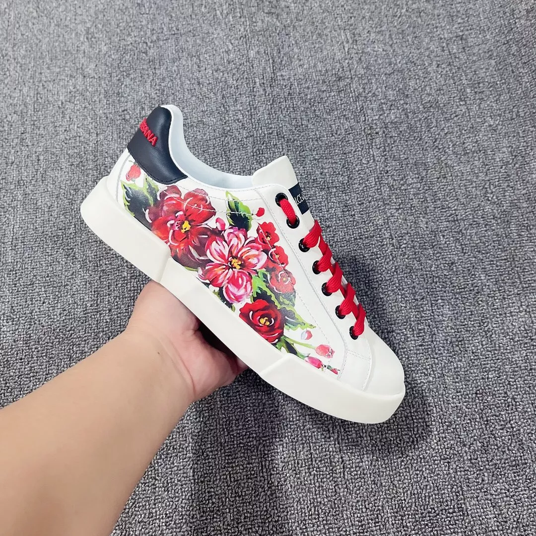 Modern 3320 Dolce & Gabbana D&G Casual Shoes For Women