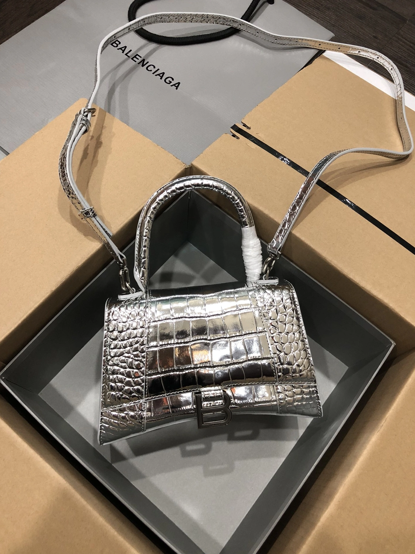 Modern 3329 Balenciaga AAA Quality Handbags For Women