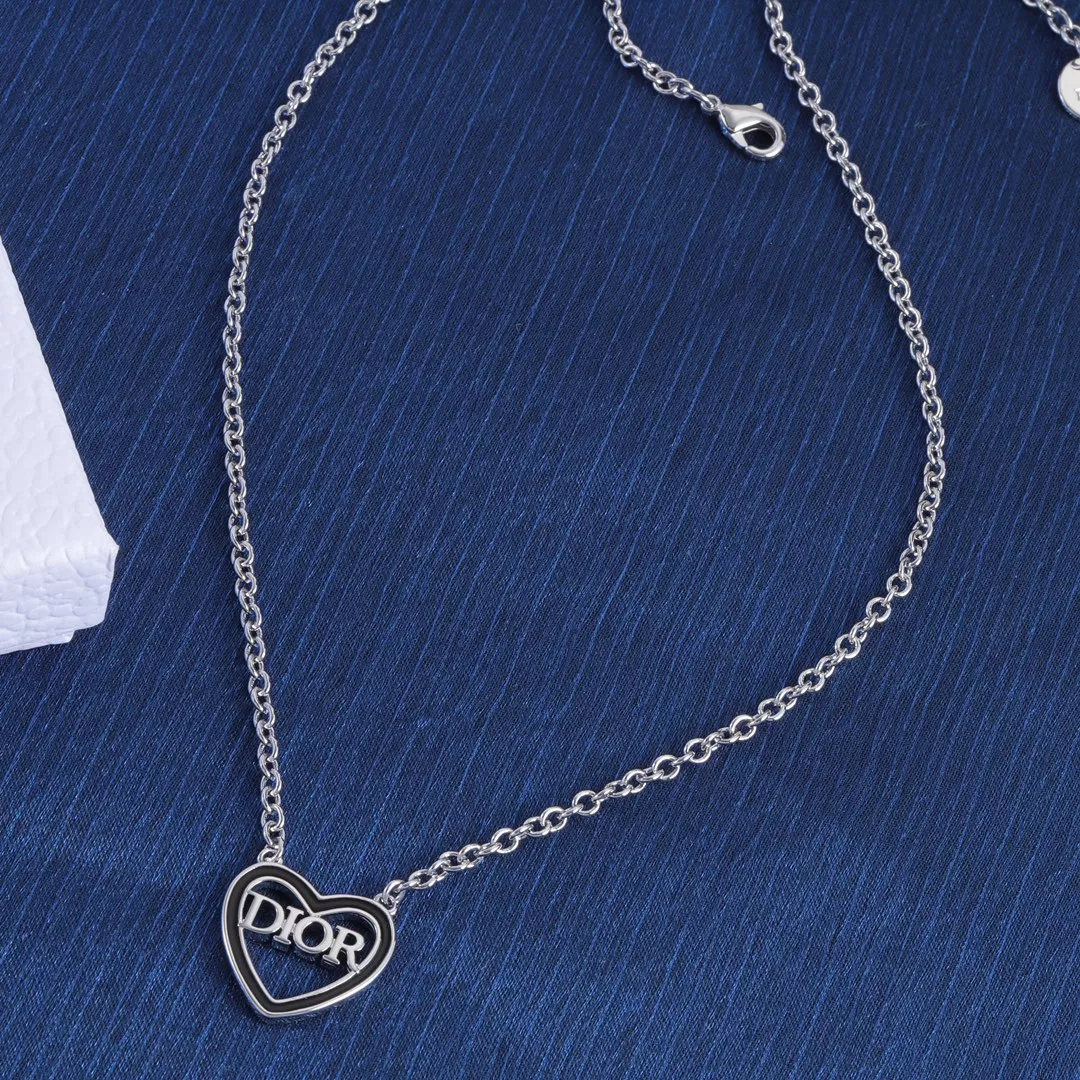 Modern 3768 Christian Dior Necklaces
