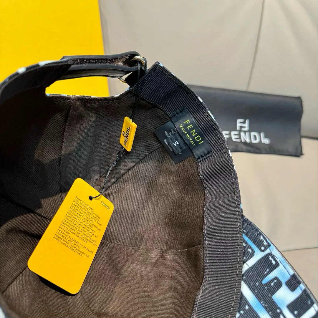 Modern 382 Fendi Caps