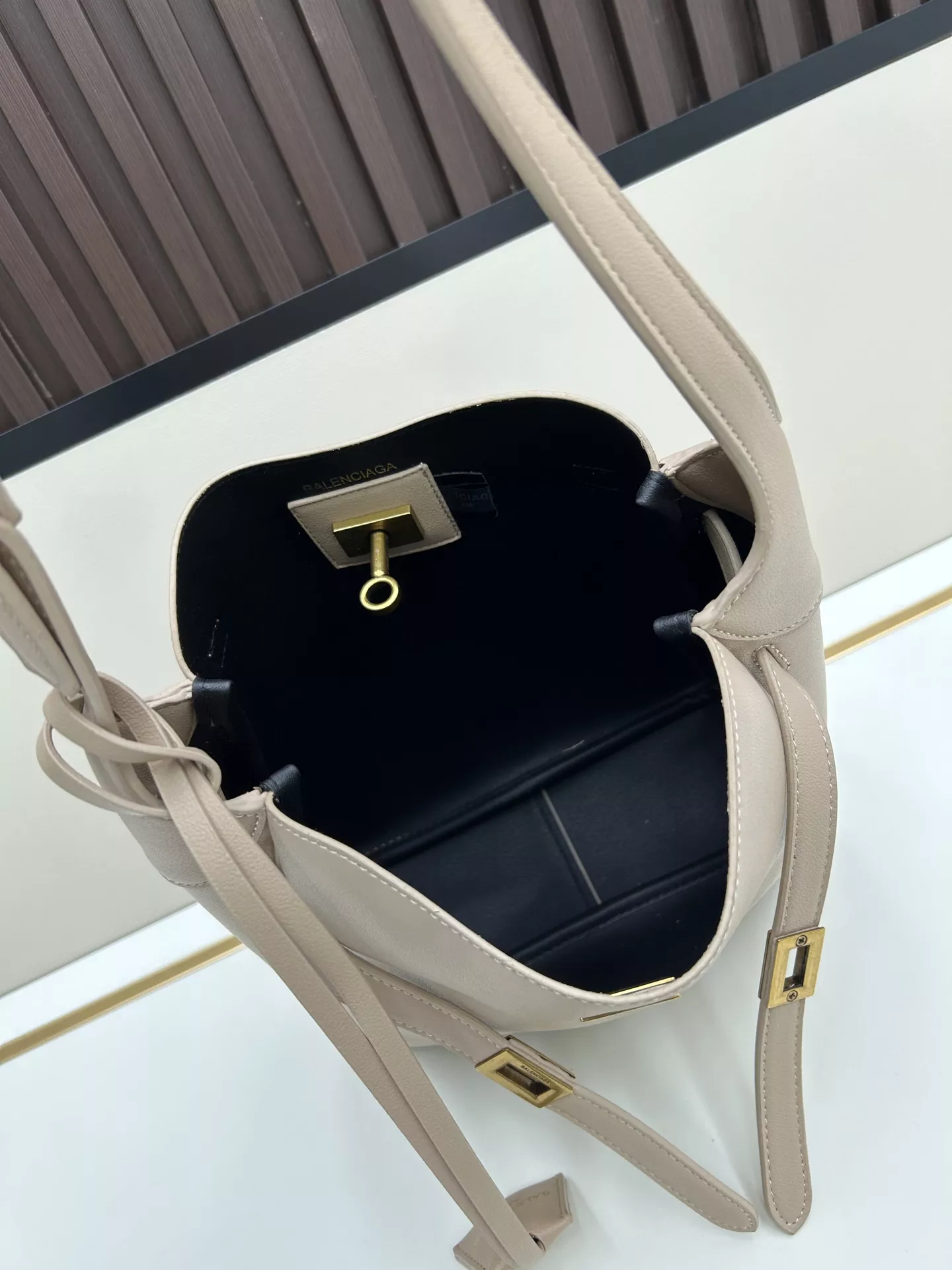 Modern 3863 Balenciaga AAA Quality Shoulder Bags For Women