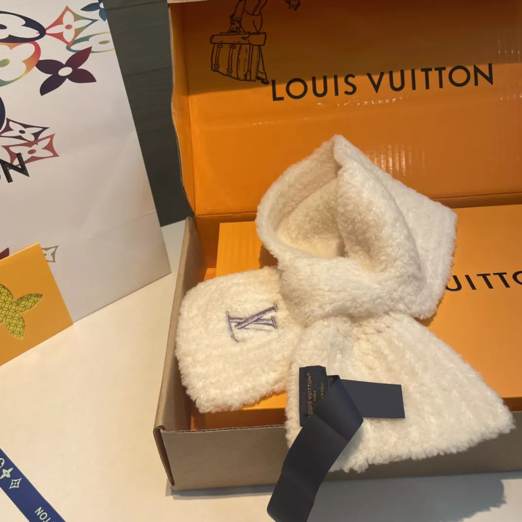 Modern 4015 Louis Vuitton Scarf For Women