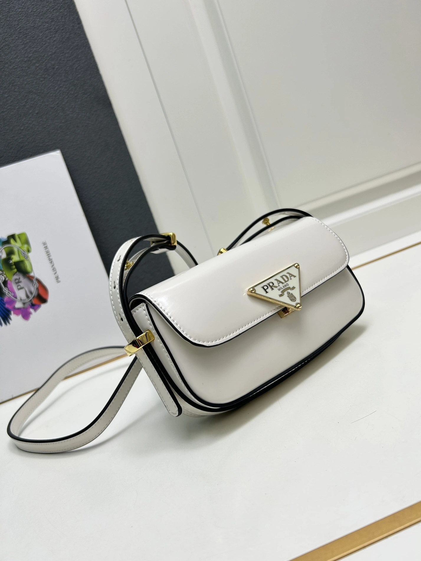 Modern 4043 Prada AAA Quality Messenger Bags For Women