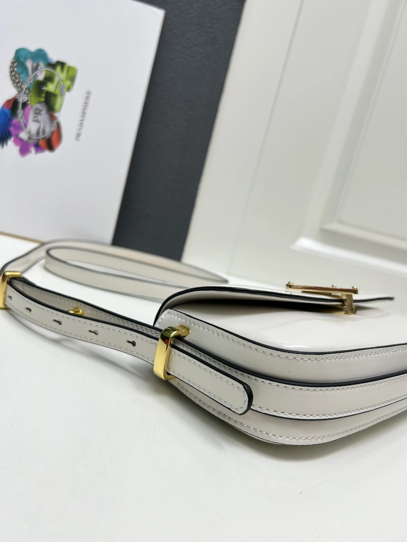 Modern 4043 Prada AAA Quality Messenger Bags For Women
