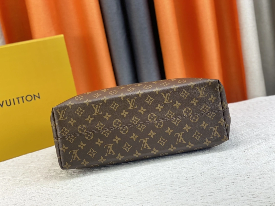 Modern 4181 Louis Vuitton AAA Quality Shoulder Bags In Coffee For Women