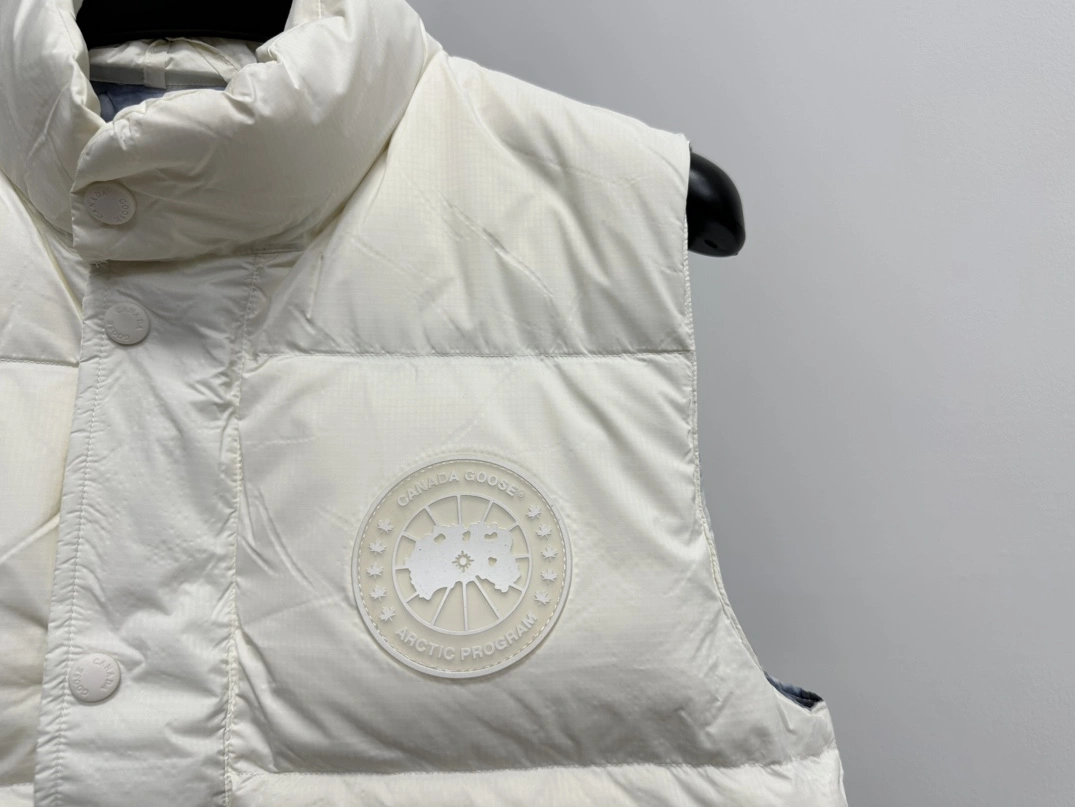 Modern 4278 Canada Goose Down Feather Coat Sleeveless For Unisex
