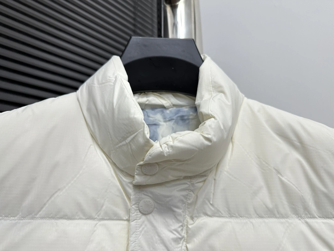 Modern 4278 Canada Goose Down Feather Coat Sleeveless For Unisex