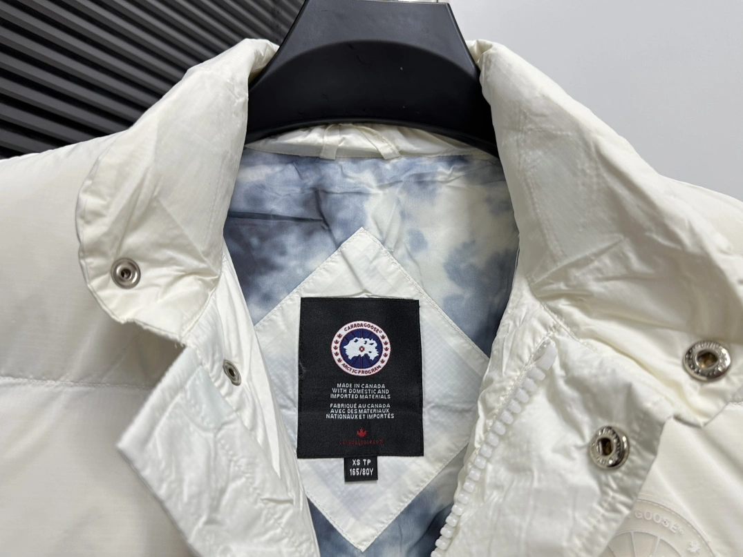 Modern 4278 Canada Goose Down Feather Coat Sleeveless For Unisex