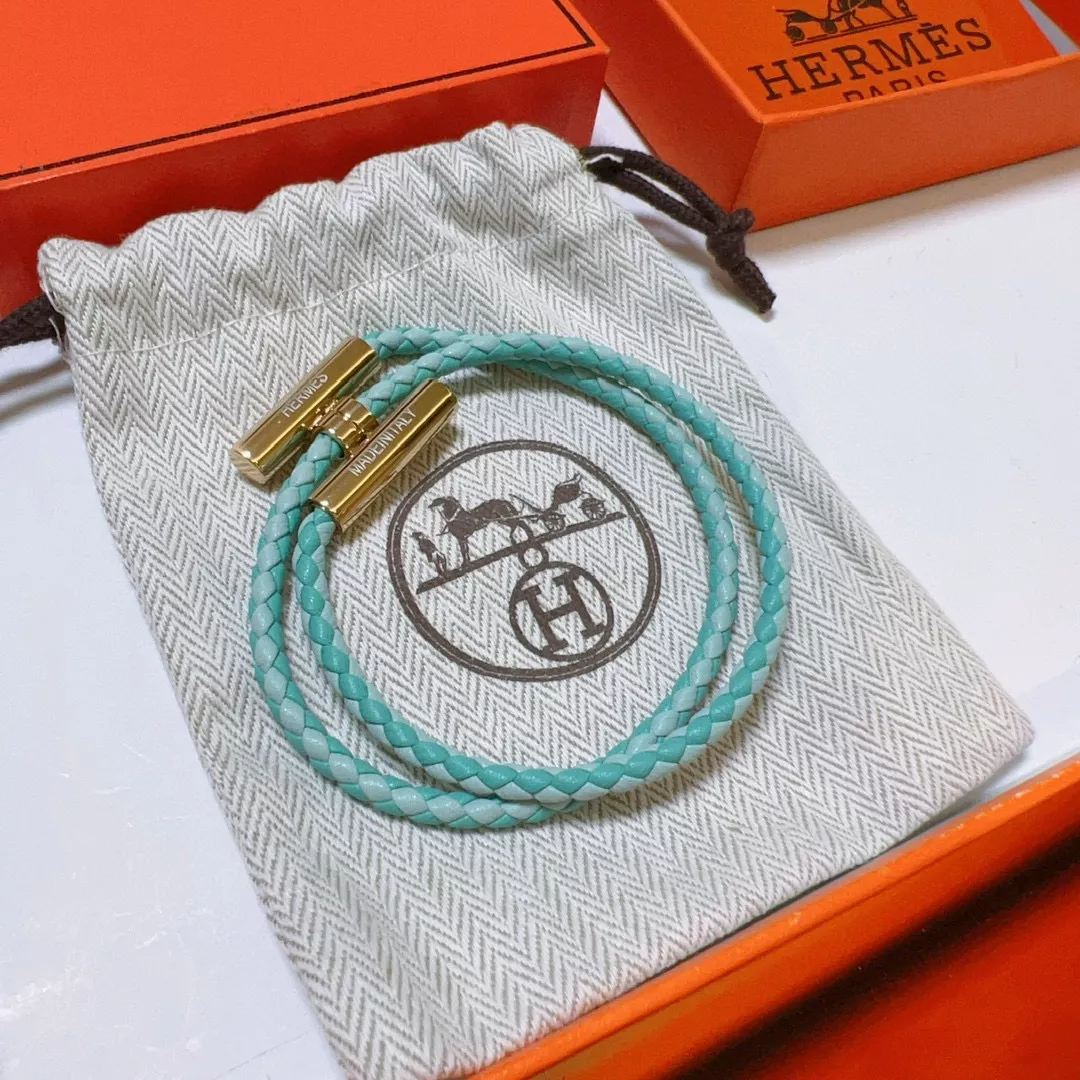 Modern 4287 Hermes Bracelets