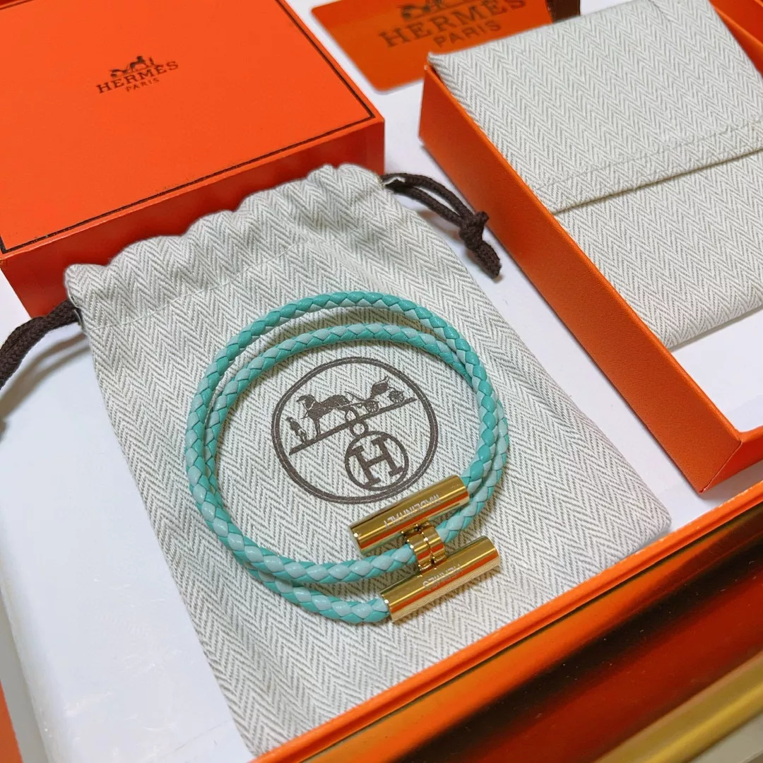 Modern 4287 Hermes Bracelets