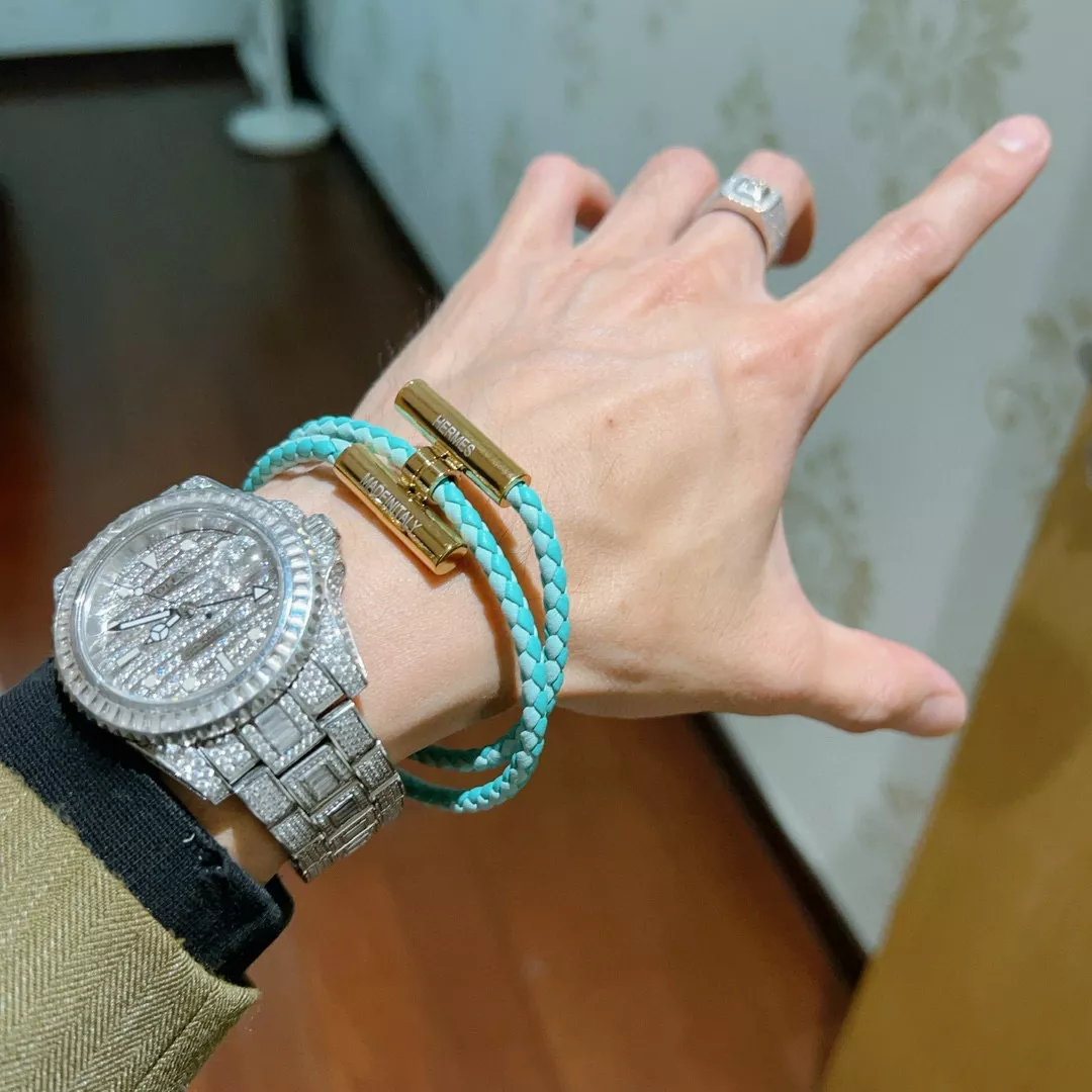 Modern 4287 Hermes Bracelets