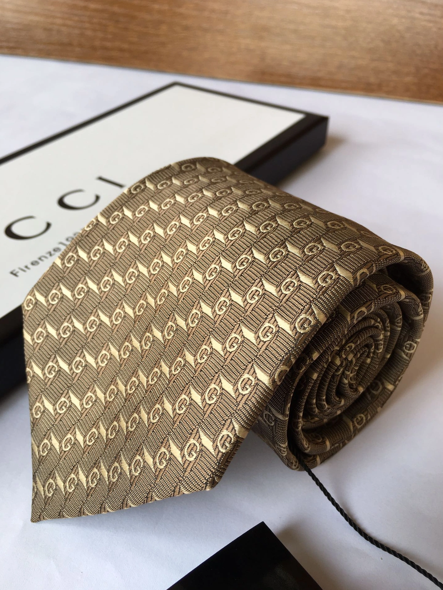 Modern 4560 Gucci Necktie For Men