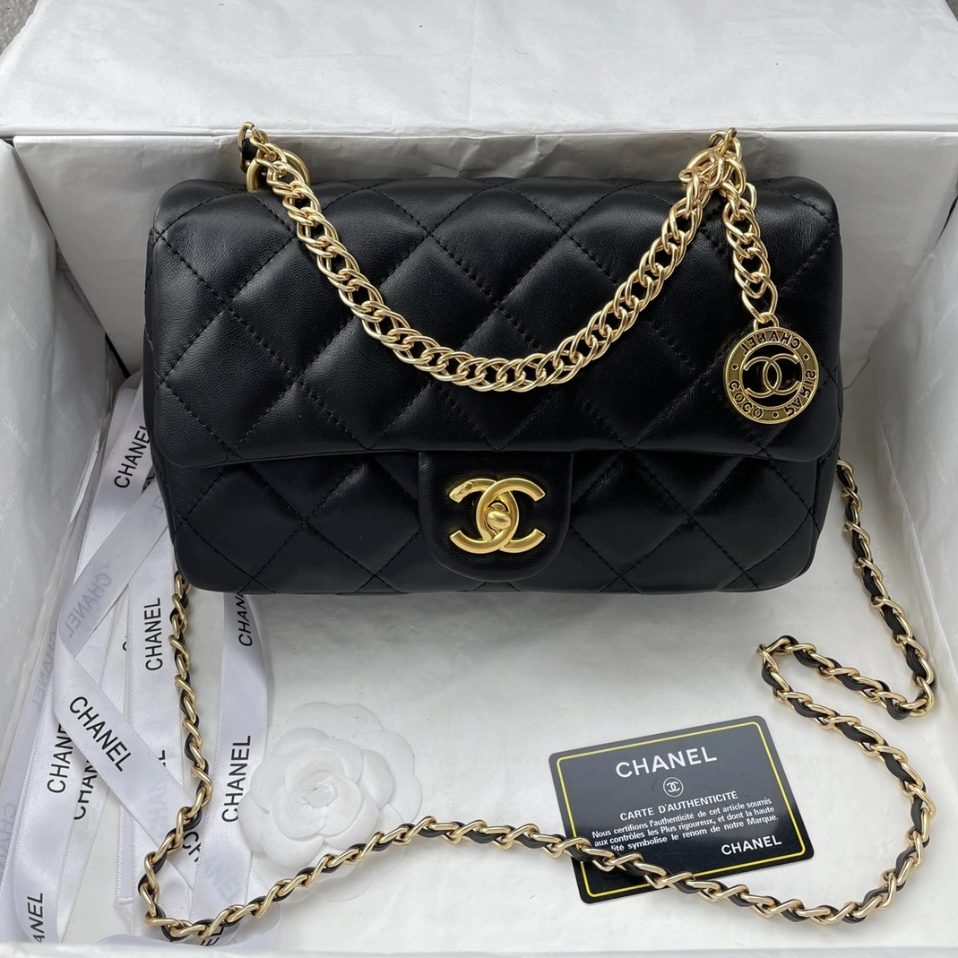 Modern 458 Chanel AAA Quality Messenger Bags For Women