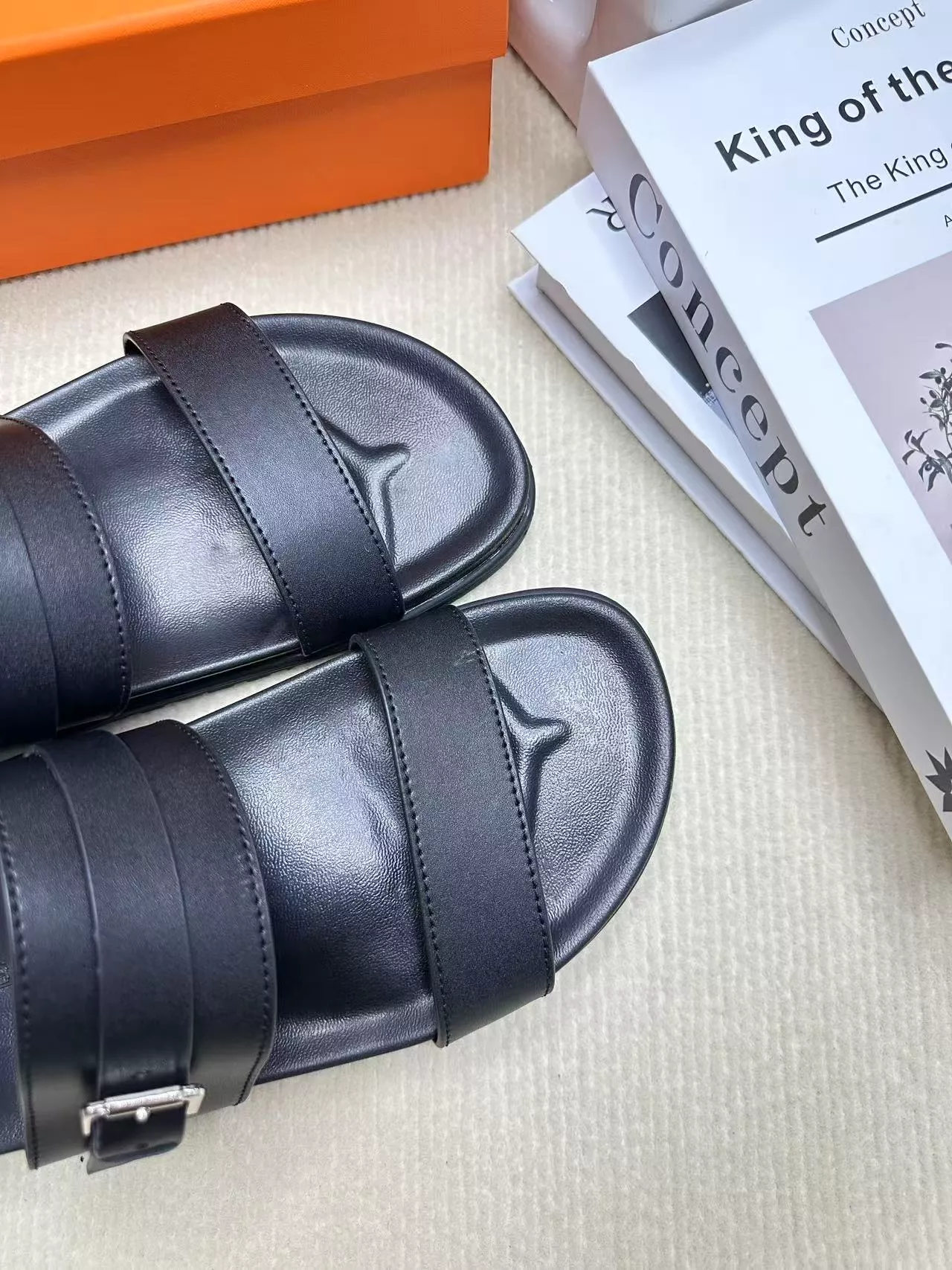 Modern 5073 Hermes Slippers For Men