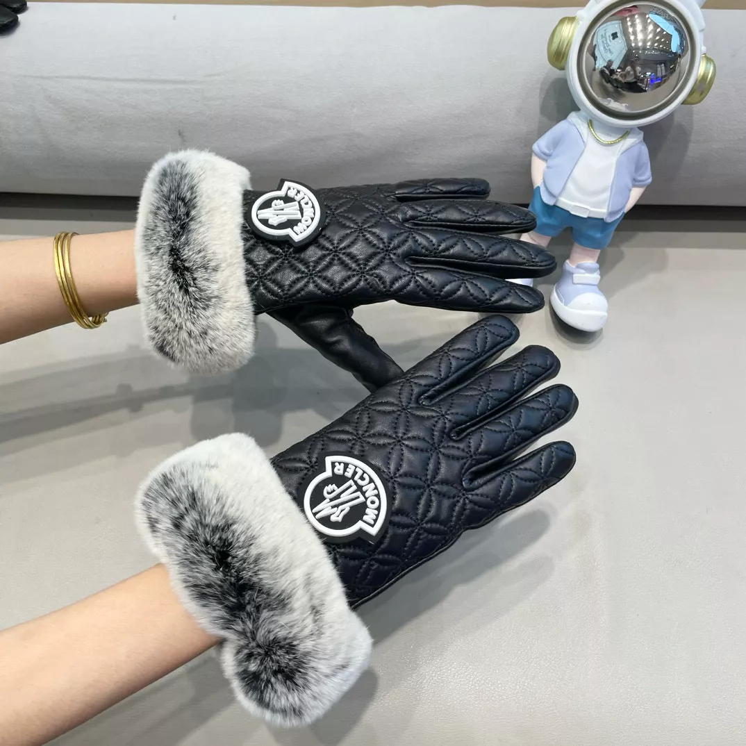 Modern 5076 Moncler Gloves For Women