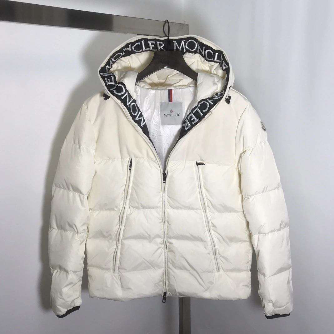 Modern 5236 Moncler Down Feather Coat Long Sleeved For Men