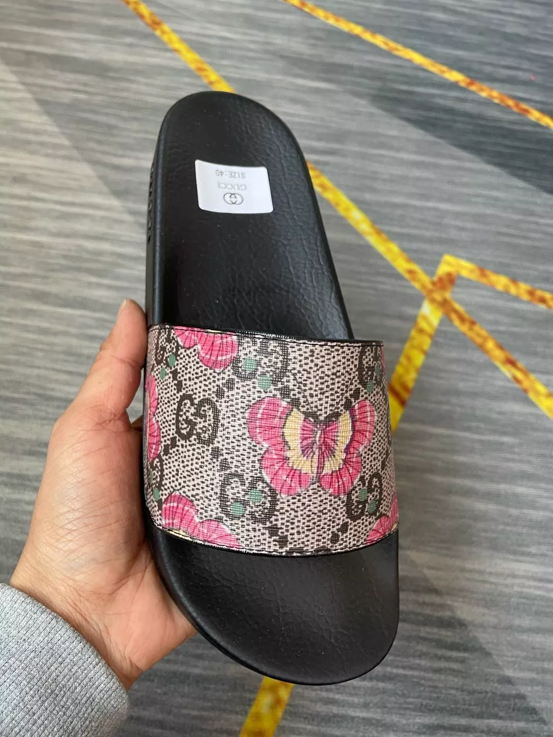 Modern 5266 Gucci Slippers For Men