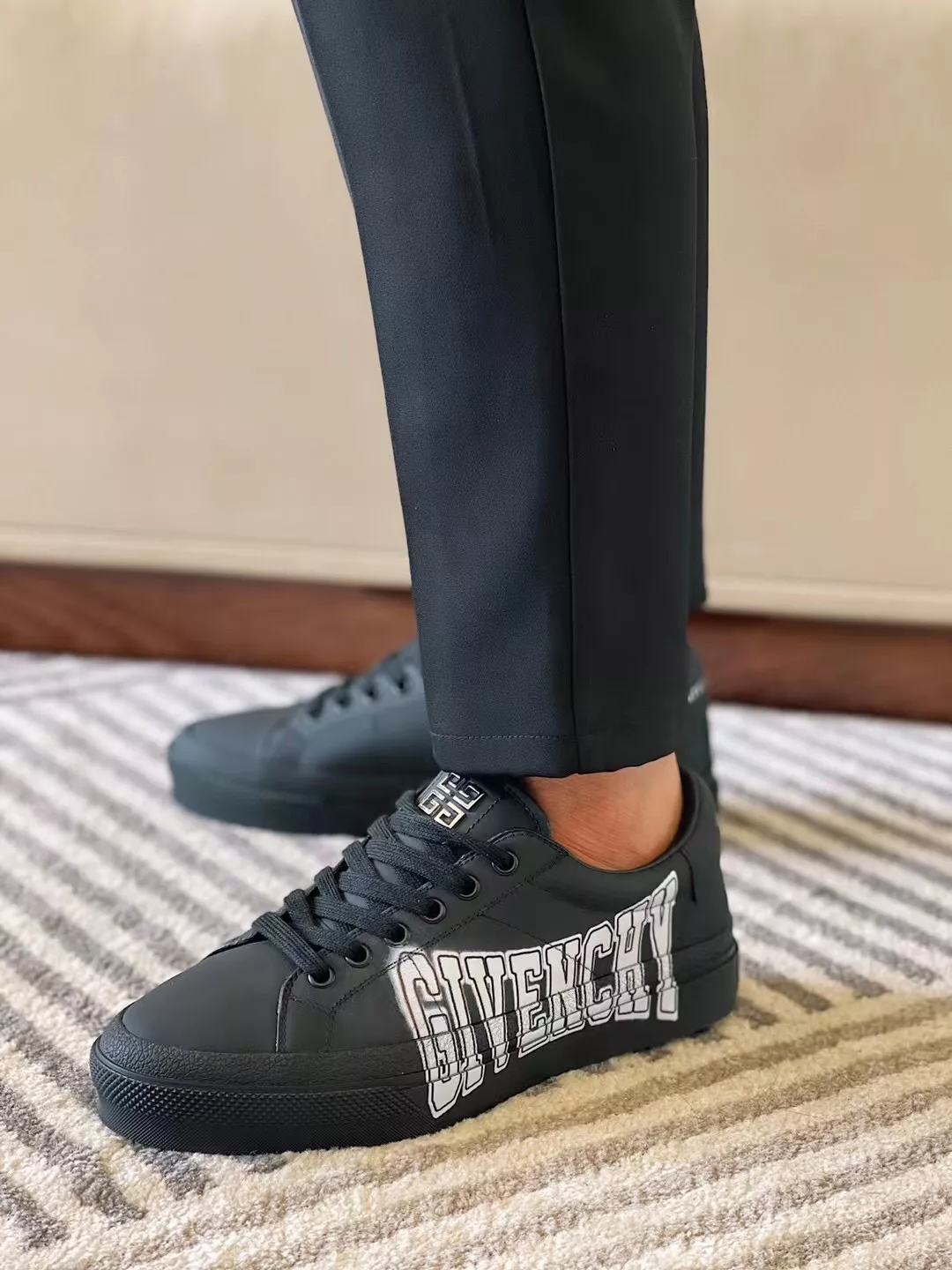 Modern 528 Givenchy Casual Shoes For Men