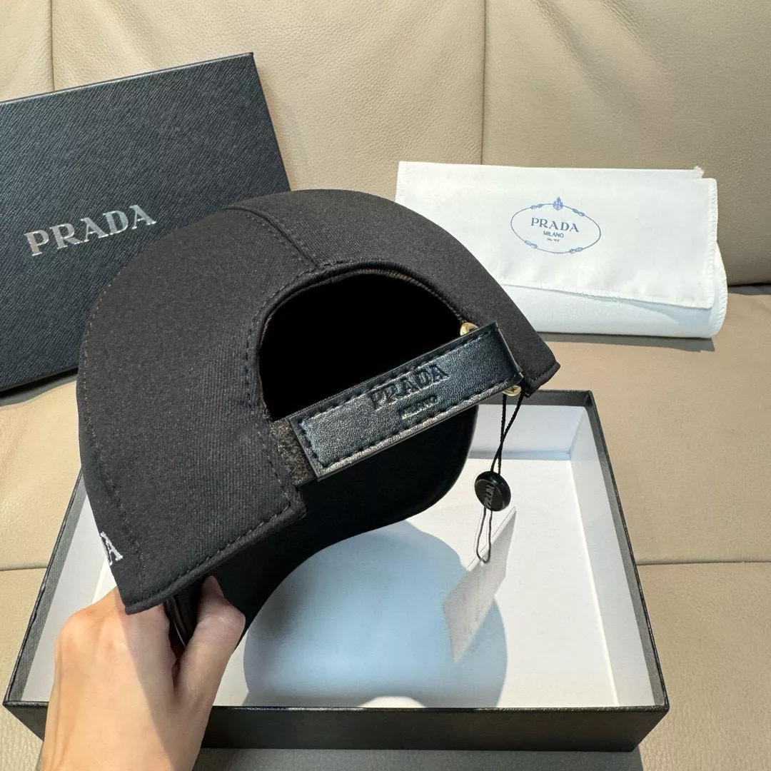 Modern 5432 Prada Caps