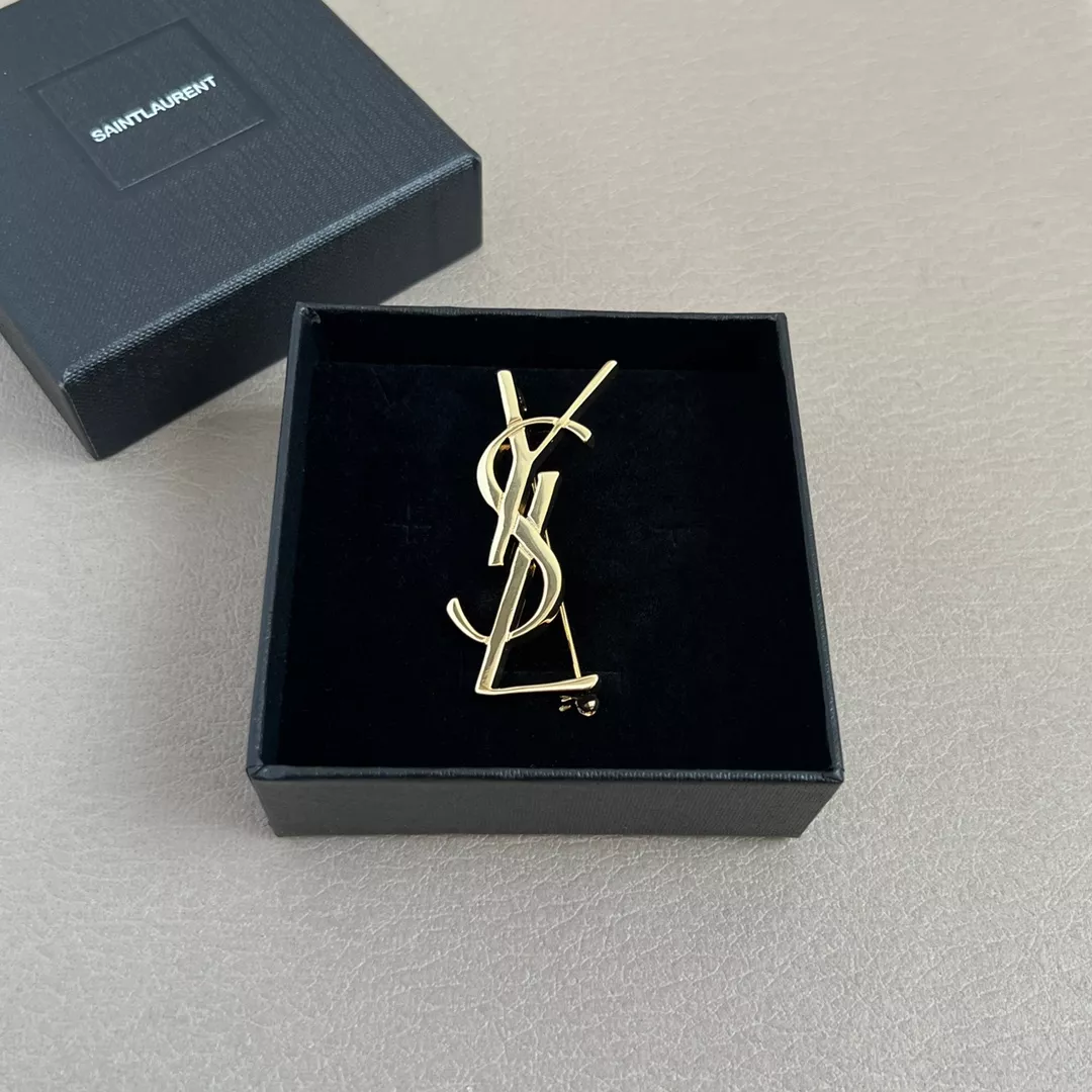 Modern 5852 Yves Saint Laurent Brooches For Women