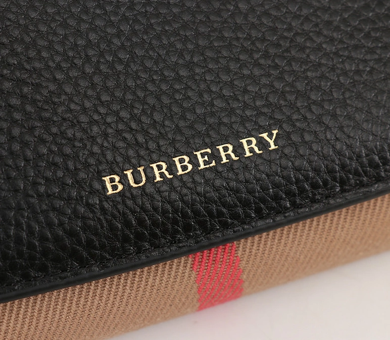 Modern 5905 Burberry AAA Quality Wallets