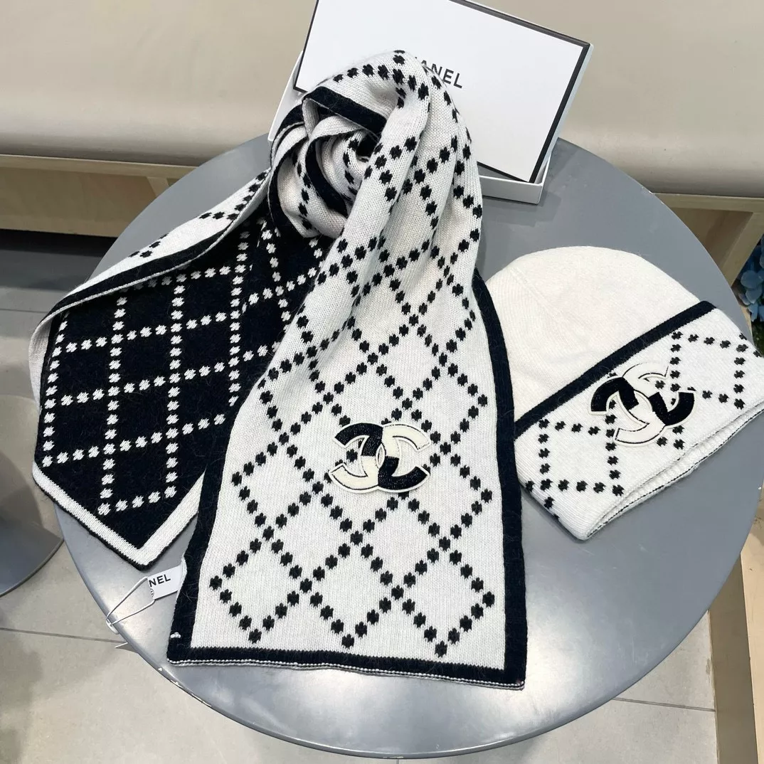 Modern 6087 Chanel Hat and Scarf Set