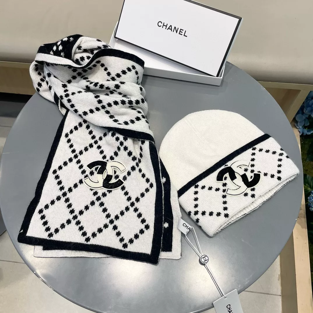 Modern 6087 Chanel Hat and Scarf Set