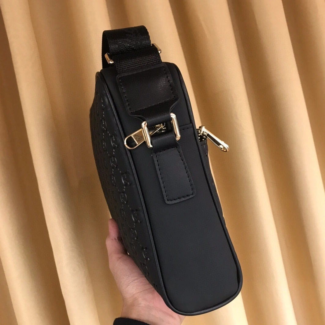 Modern 6236 Gucci AAA Man Messenger Bags