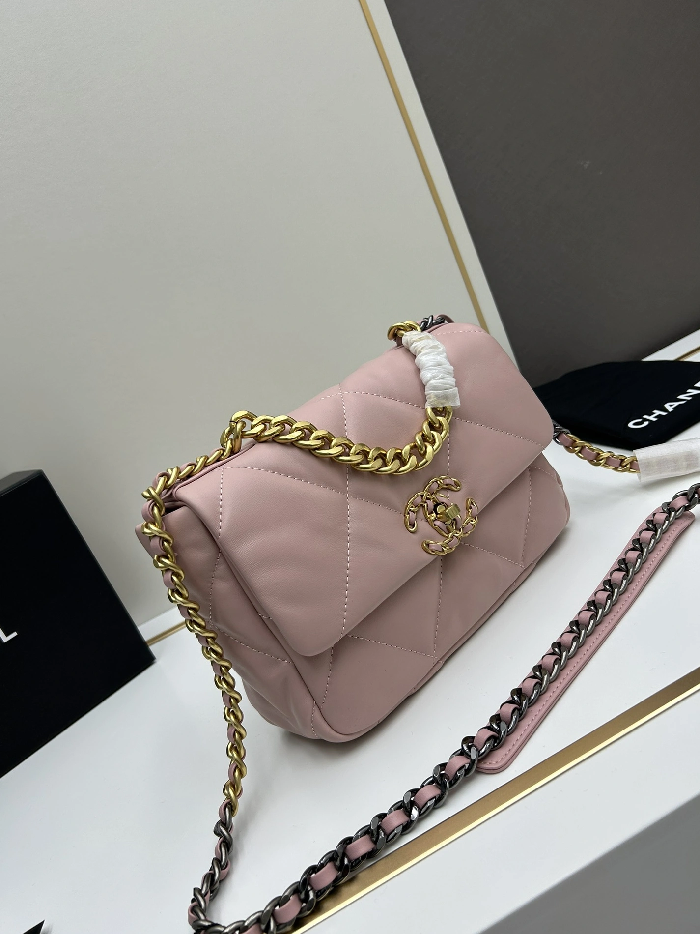 Modern 6238 Chanel AAA Quality Messenger Bags For Women