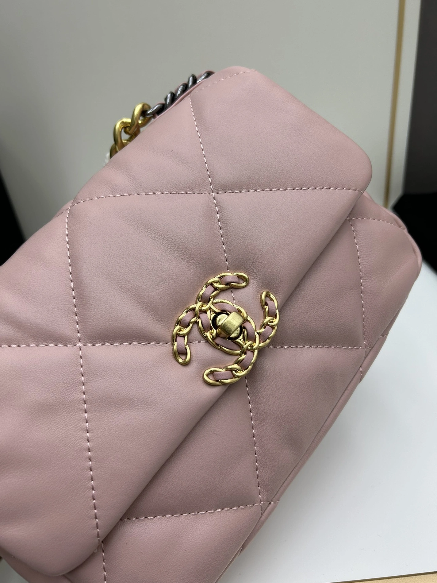 Modern 6238 Chanel AAA Quality Messenger Bags For Women