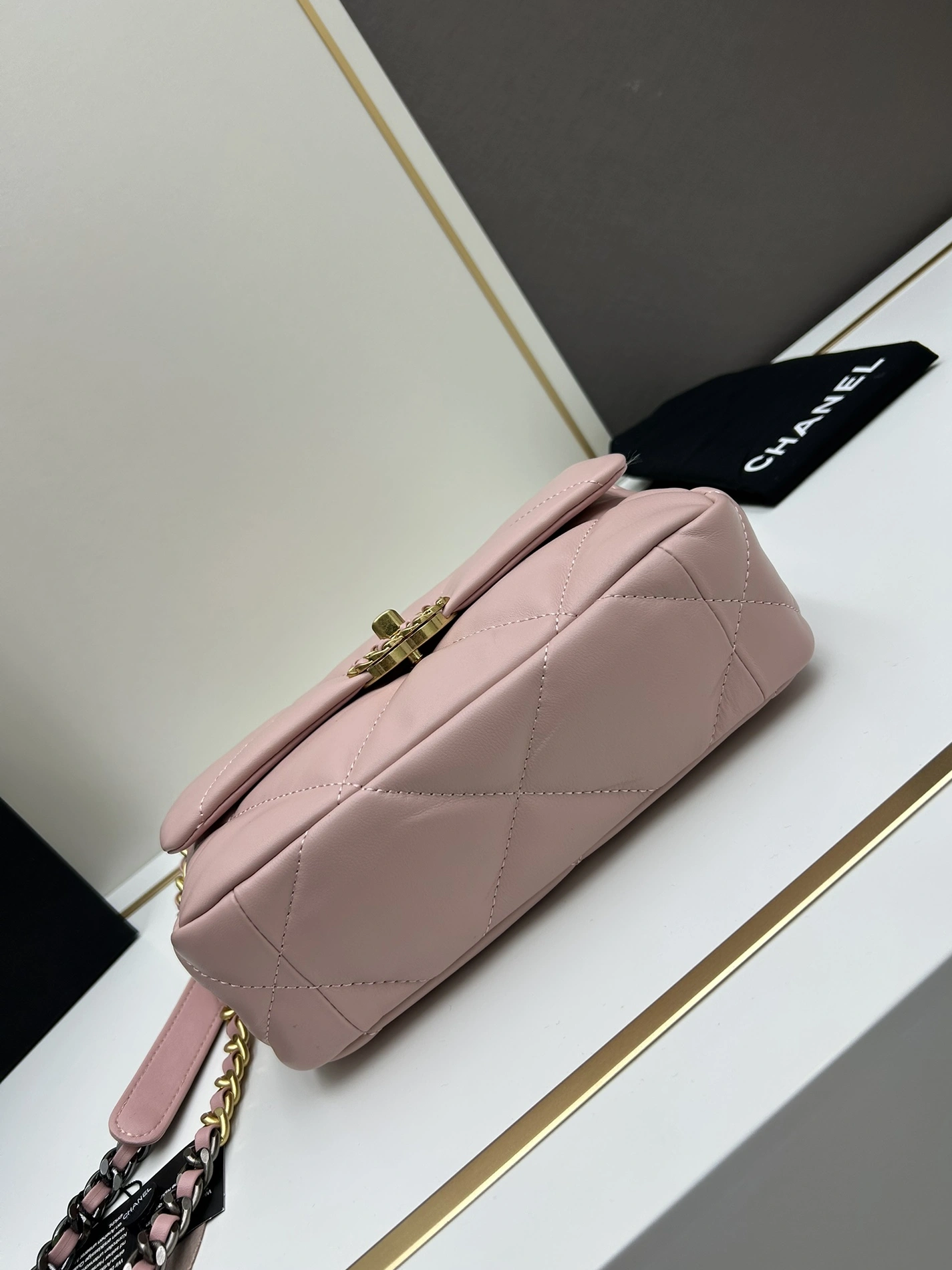Modern 6238 Chanel AAA Quality Messenger Bags For Women