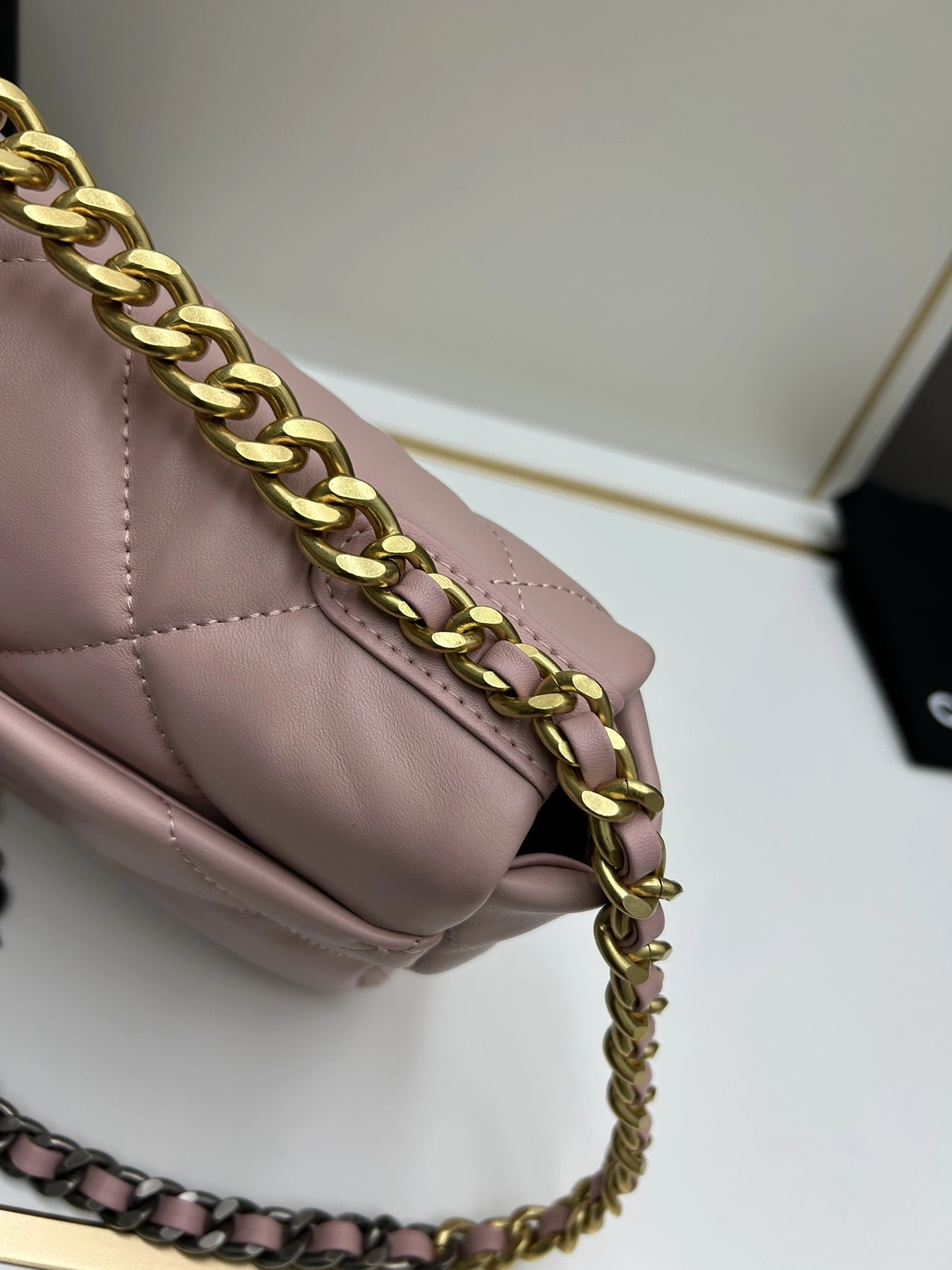 Modern 6238 Chanel AAA Quality Messenger Bags For Women