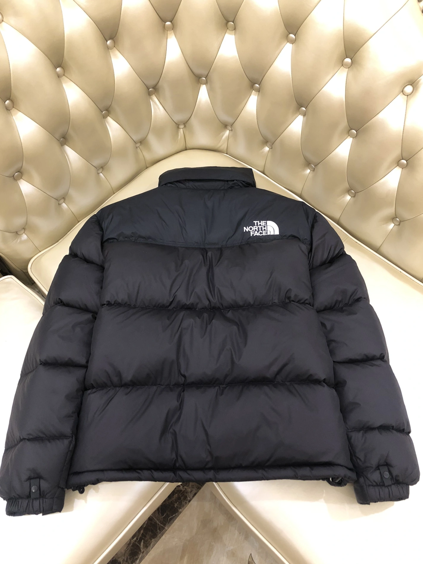Modern 6295 The North Face Down Feather Coat Long Sleeved For Unisex