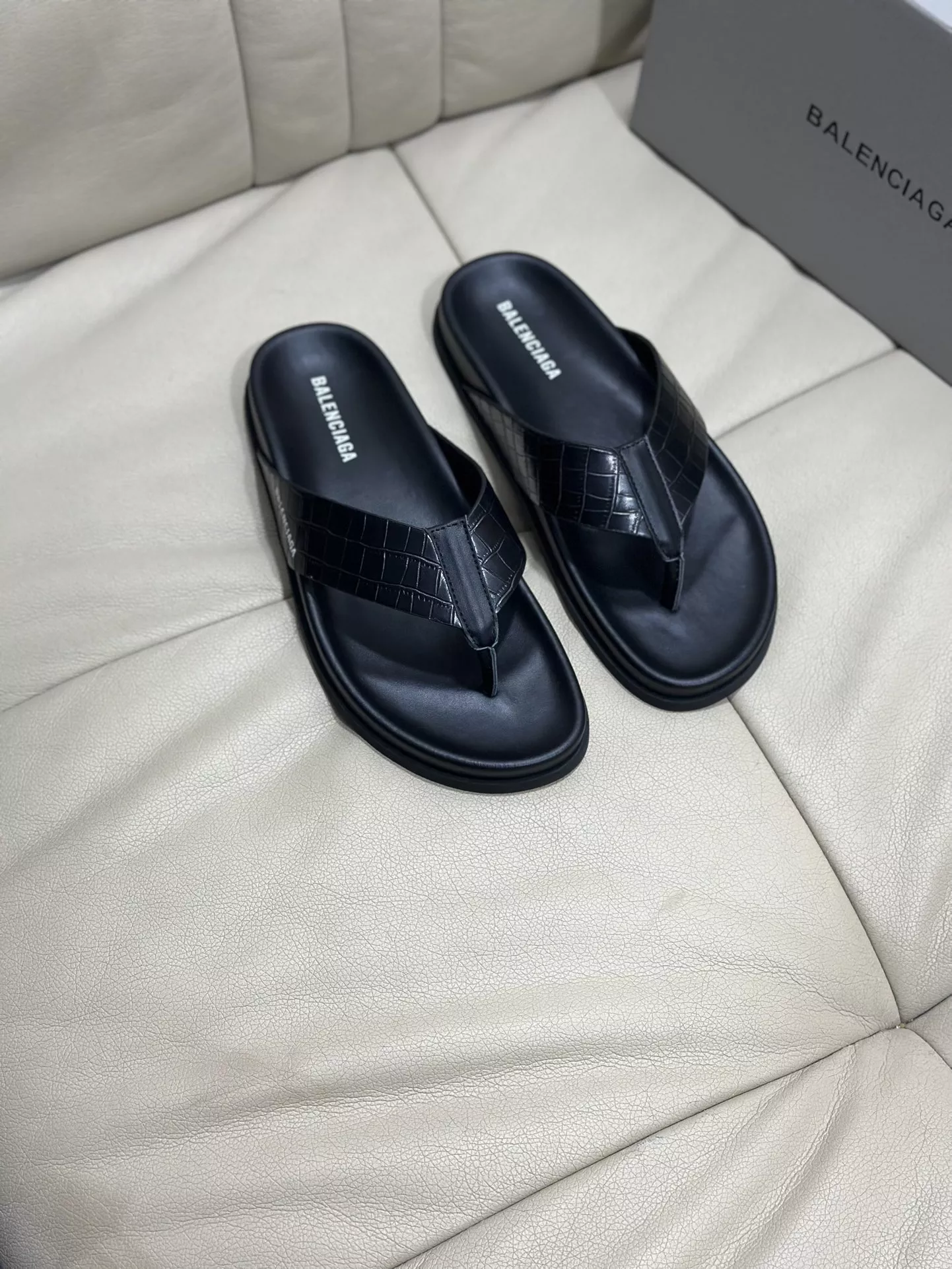 Modern 6306 Balenciaga Slippers For Men