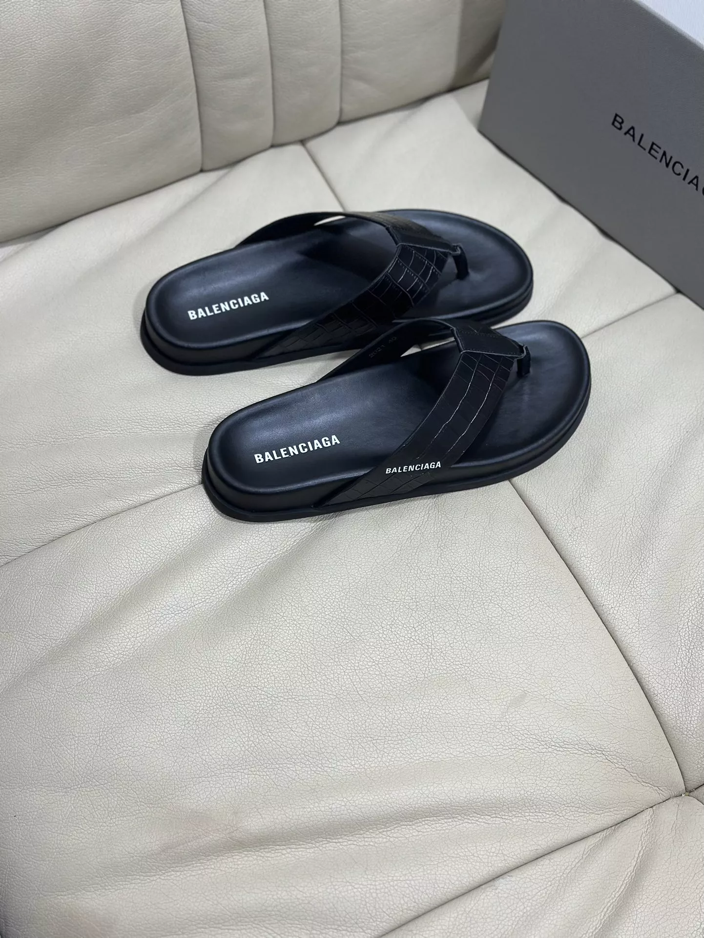 Modern 6306 Balenciaga Slippers For Men