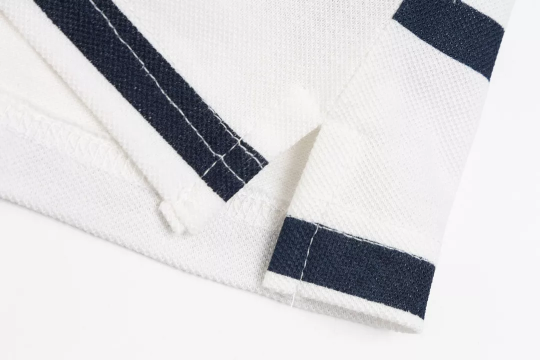 Modern 6442 Gucci T-Shirts Short Sleeved For Men