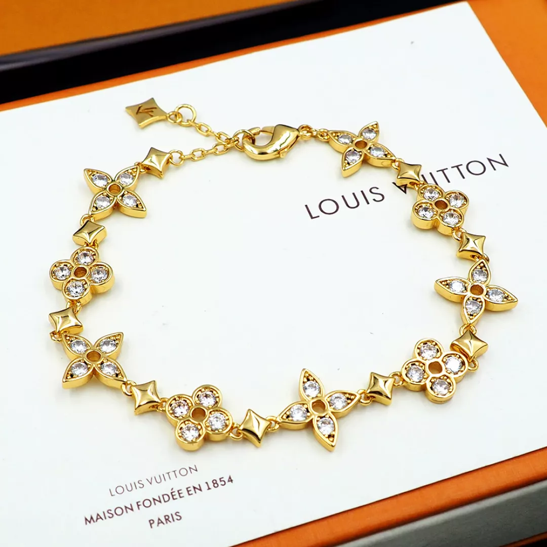 Modern 6646 Louis Vuitton LV Bracelets