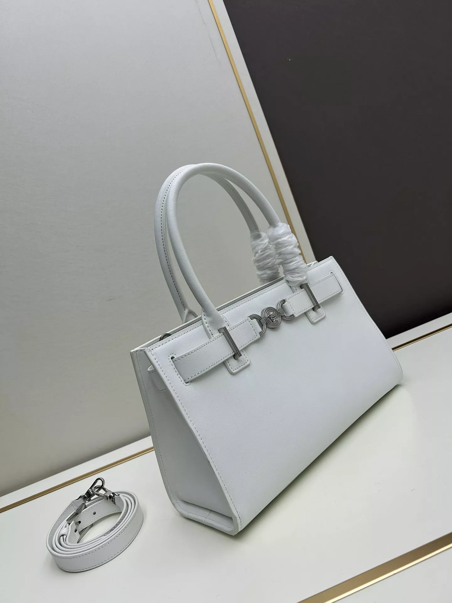 Modern 6753 Versace AAA Quality Handbags For Women